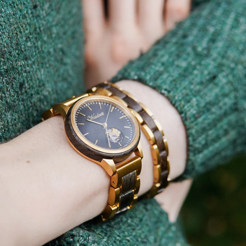 Dřevěné automatické hodinky Mystik