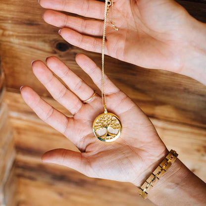 Dřevěný náhrdelník Strom života Gold Barrique