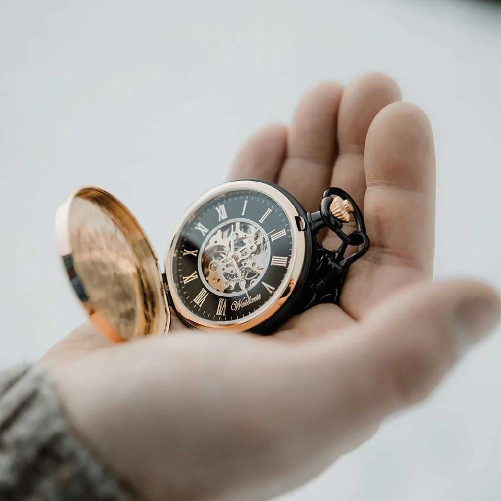 Skelett Gold & Black automaticke vreckove hodinky