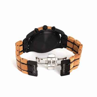 dřevěné hodinky s gravírováním