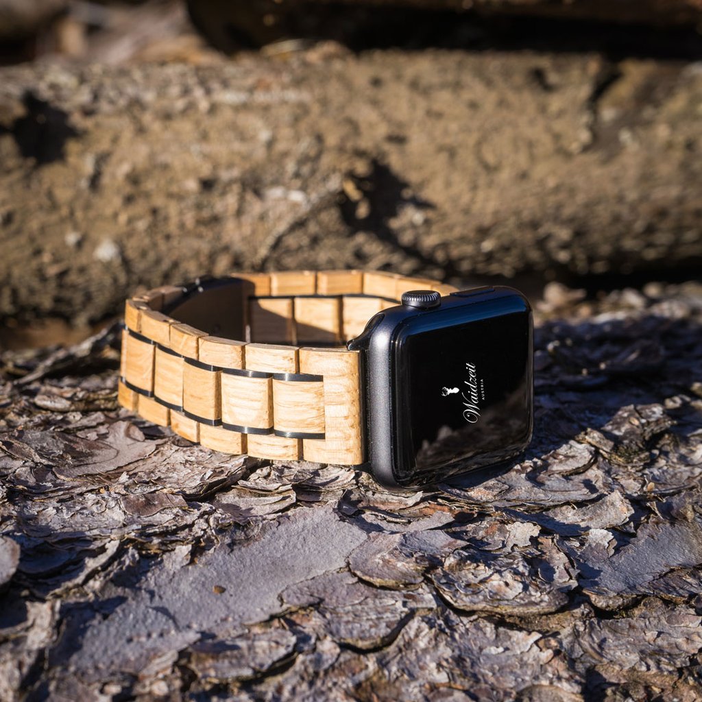 dreveny reminek apple watch