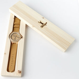pánské kožené hodinky v balení z dřeva